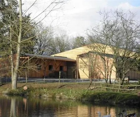Holiday home Au Bas Chalonge Le Four A Pain