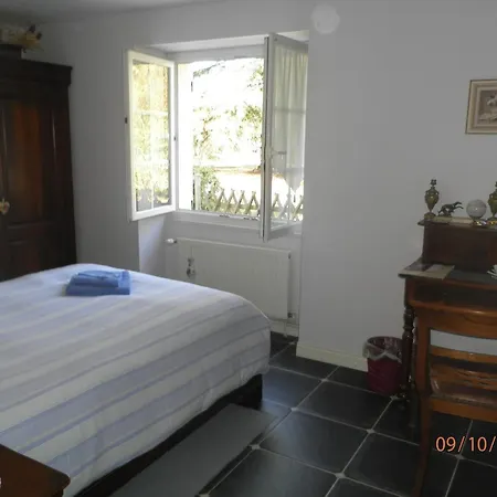 Au Bas Chalonge Le Four A Pain Homestay Ligne (Loire-Atlantique)