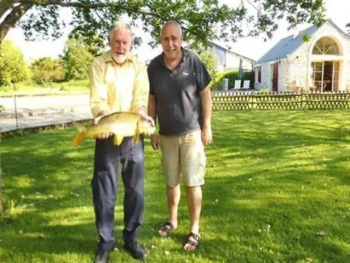 Ferienhaus Au Bas Chalonge Gite Le Four A Pain *